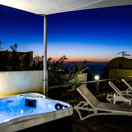 Sunset Horizon Villa Oia (Santorini)